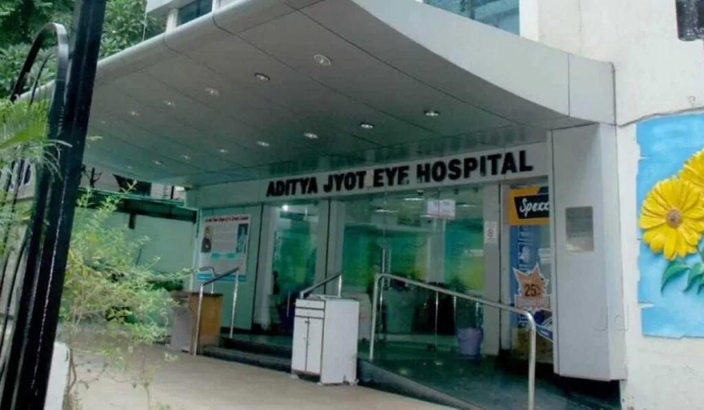 aditya jyot eye hospital