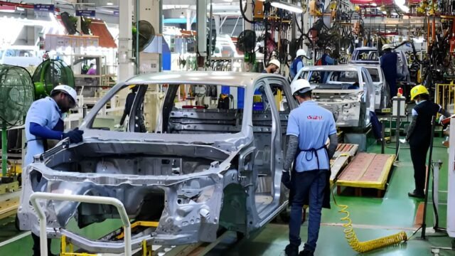 Cars, Mobile Phones, Computers. What May Get Cheaper In New GST System
